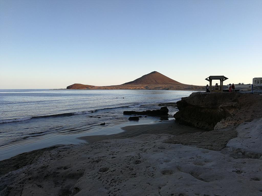 Alquilaencanarias Medano Lugar De Encuentro El Medano  Luaran gambar